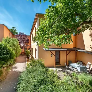 Ferienhaus Idyllisches Haus Mitten In, Berlin